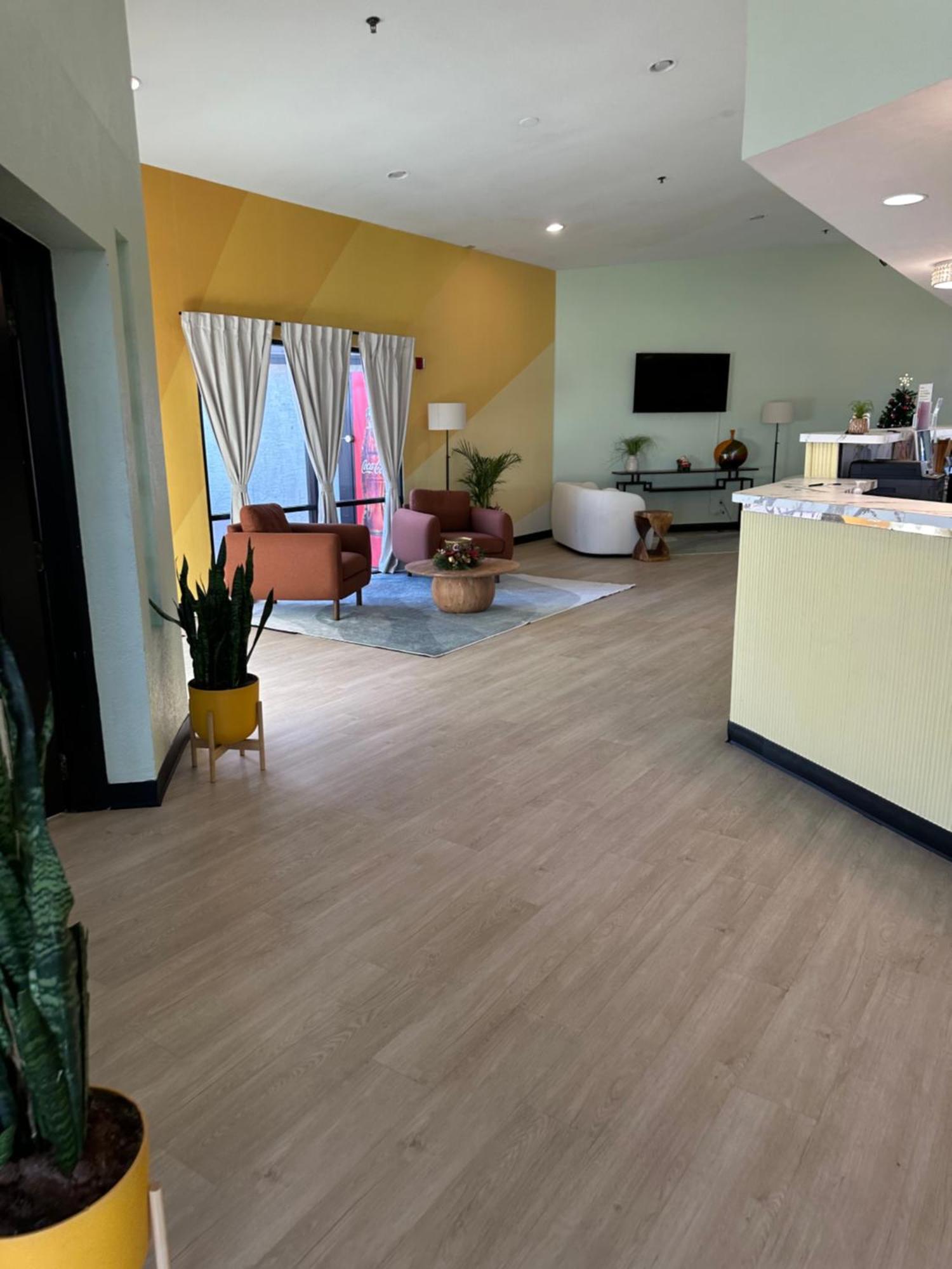 Hotel Rising Phoenix Ngoại thất bức ảnh