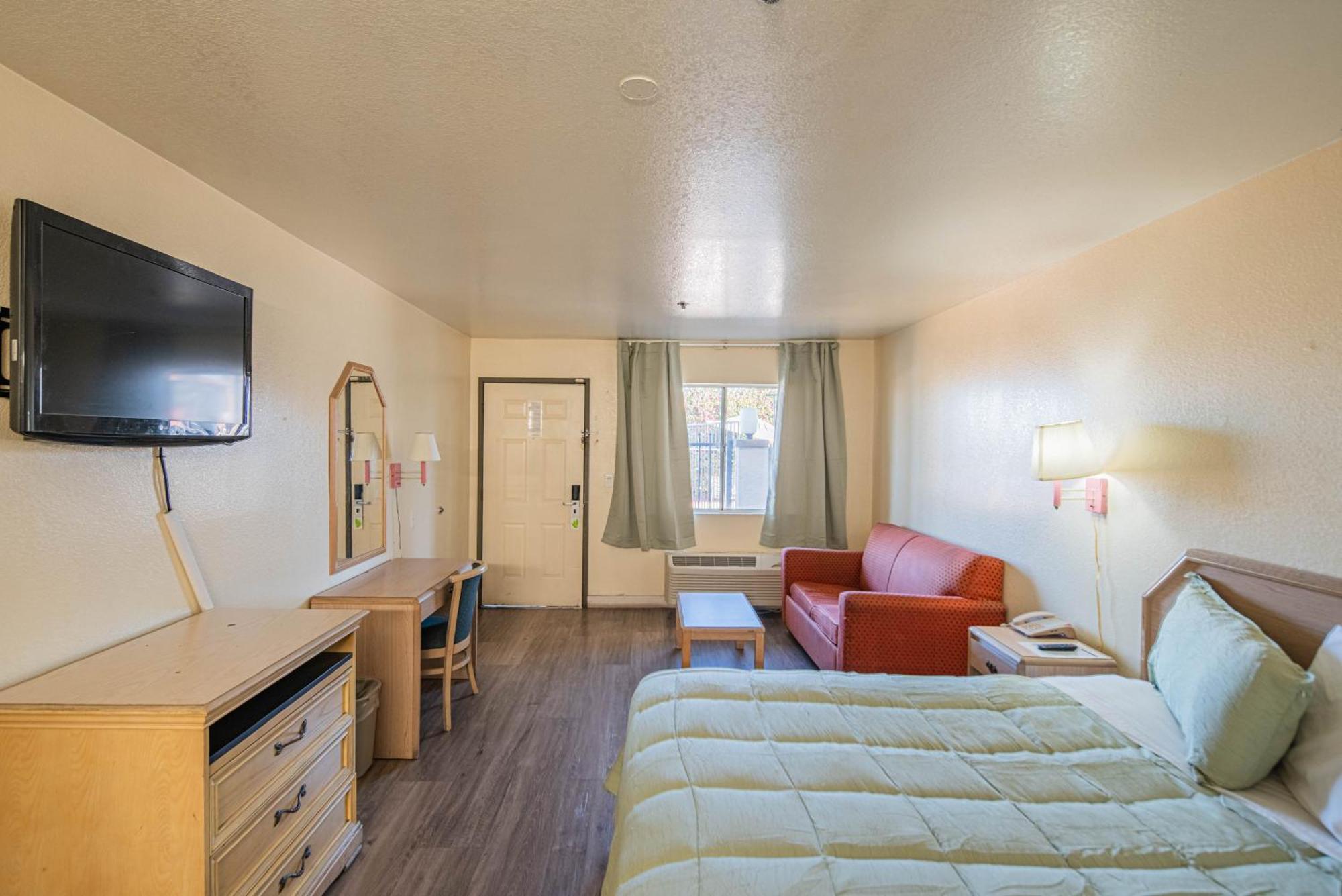 Hotel Rising Phoenix Ngoại thất bức ảnh