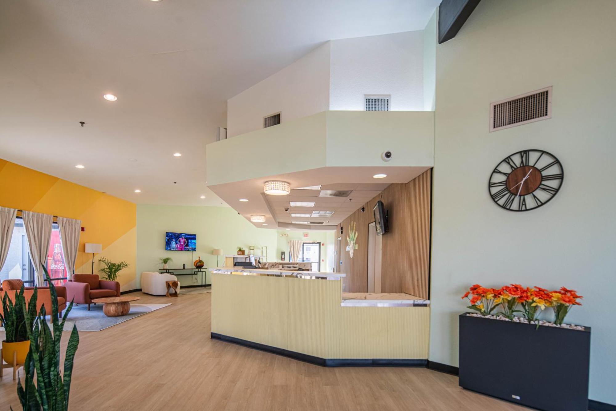 Hotel Rising Phoenix Ngoại thất bức ảnh