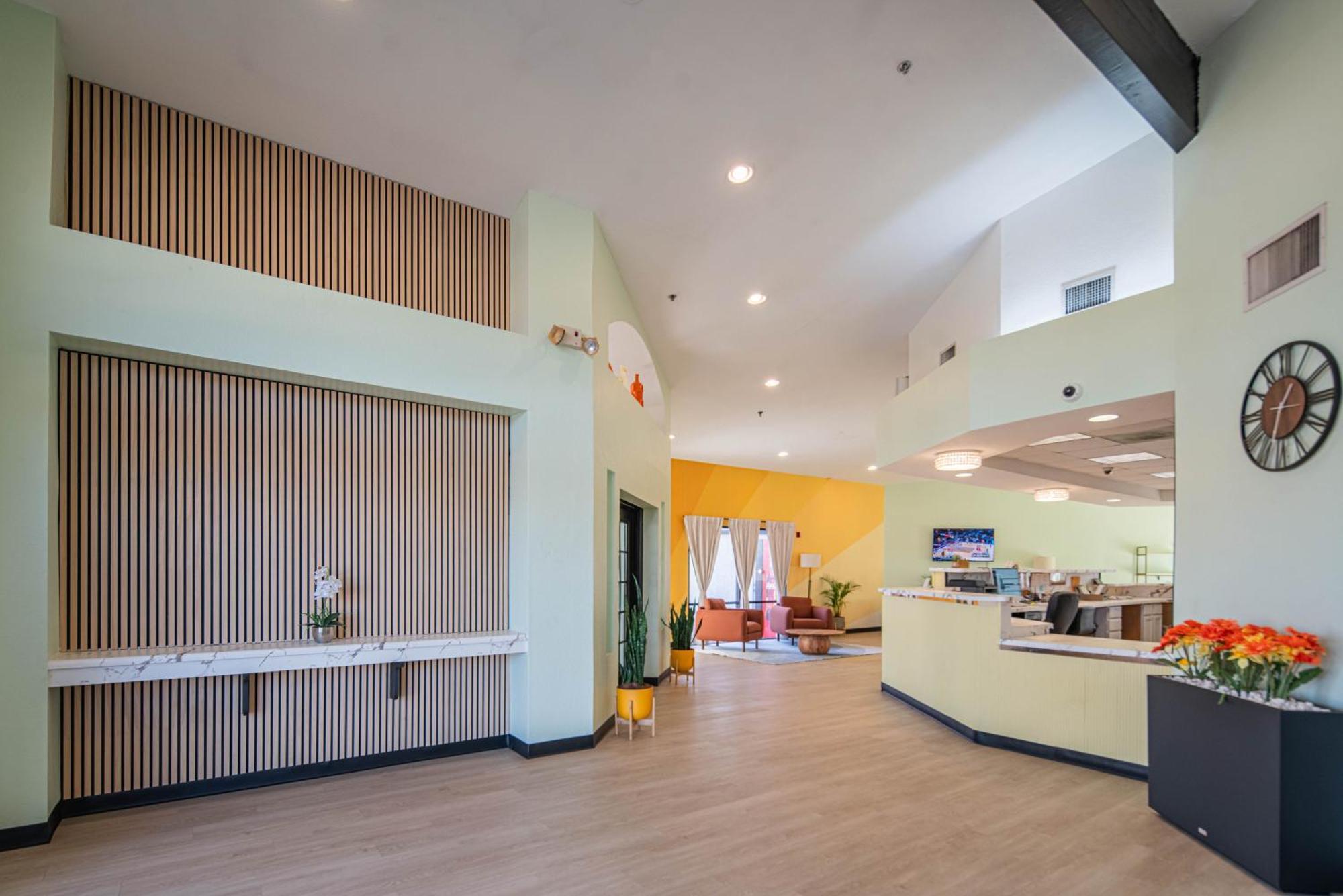 Hotel Rising Phoenix Ngoại thất bức ảnh