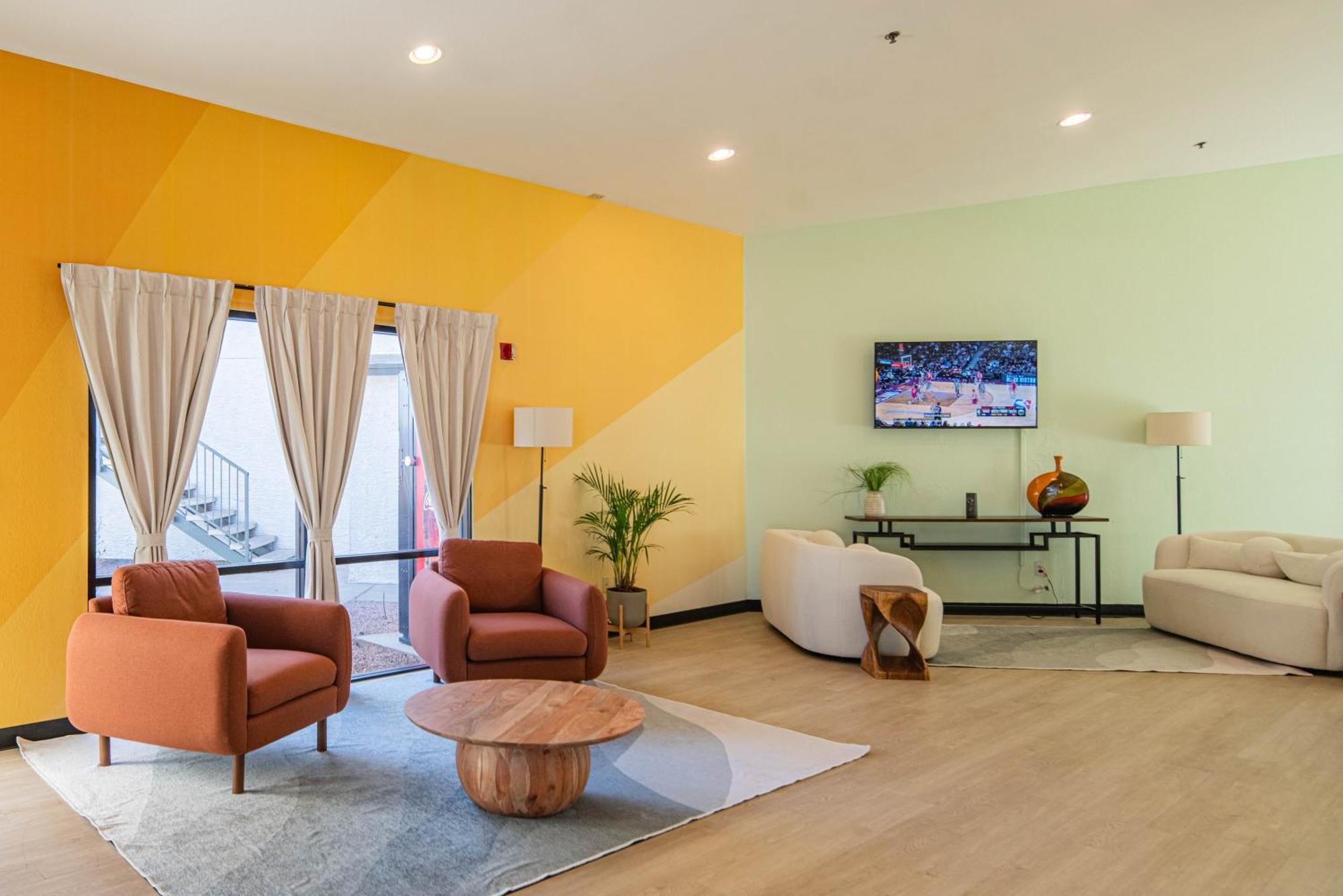 Hotel Rising Phoenix Ngoại thất bức ảnh