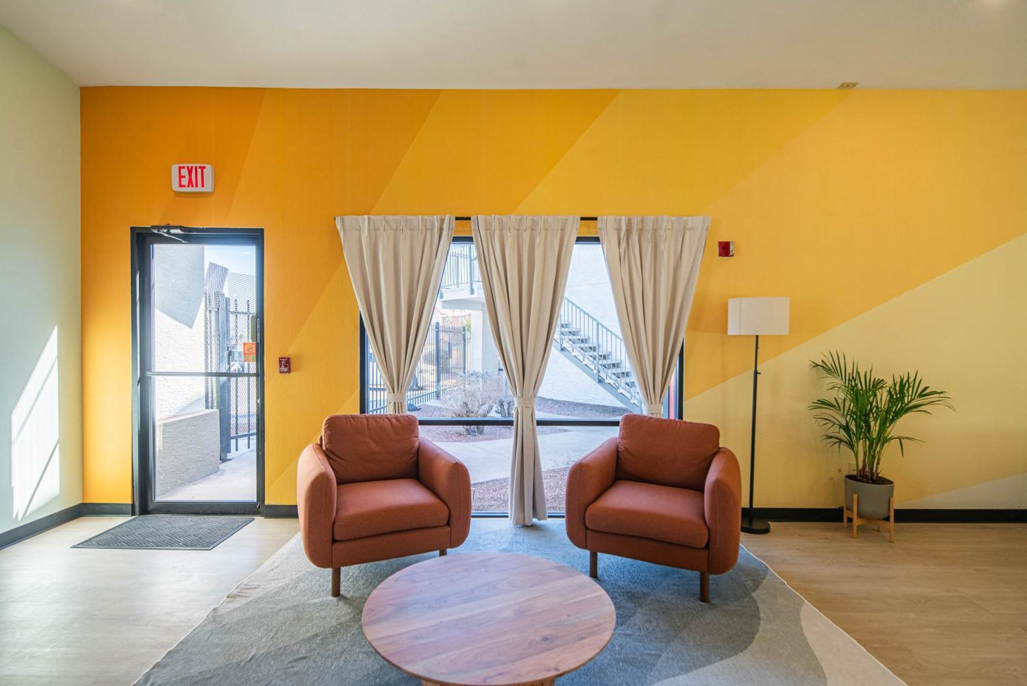 Hotel Rising Phoenix Ngoại thất bức ảnh